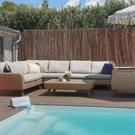 Frgk Pont Saint-victor Piscine Privée 4 *