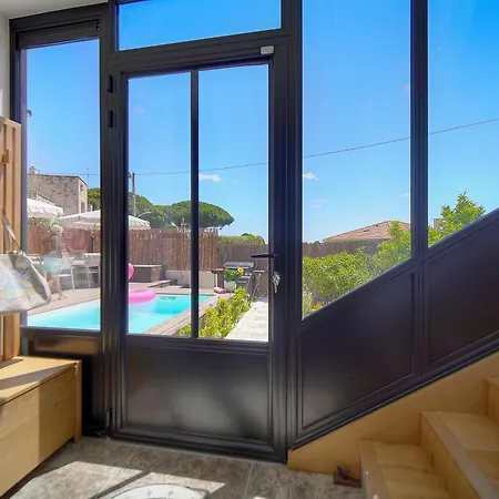 Сasa de vacaciones Frgk Pont Saint-victor Piscine Privée 4 *